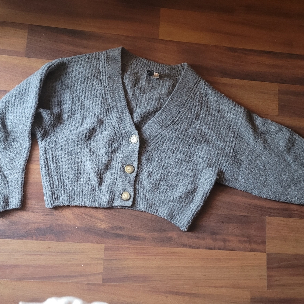 Cropped extra soft cardigan